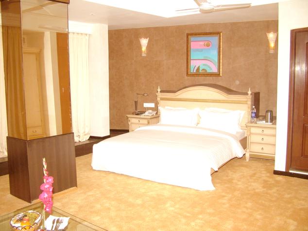 Hotel Grand Dhillon